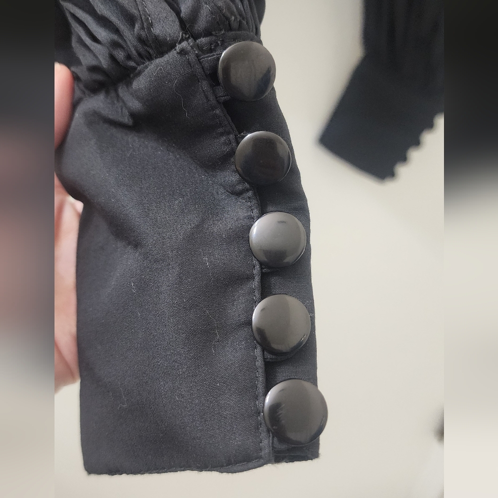 Hugo Espina Elegant Black Women's Top with Bow Detail‎ - Picture 11 of 11